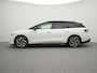 Volkswagen ID.7 Tourer GTX Limited Edition 86 kWh 340 PK | SoH 99%| Verlengde fabrieksgarantie | Head-Up Display | DCC | Harman/ Kardon | Elektrische Trekhaak | Side Assist | Panoramadak |