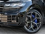 Volkswagen Touareg 3.0 TSi eHybrid 4MOTION R | 462PK | Panoramadak | Night Vision | Massage + Ventilatie | HUD | Dynaudio | Luchtvering | Adaptive Cruise | Ambiance Interieur | Keyless Entry | Stoelverwarming V+A | Stuurverwarming |