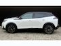 Peugeot 2008 1.2 PureTech GT Pack | Apple Carplay / Android Auto | Focal geluid | Navigatie | Stoelverwarming | Adaptieve Cruise | Alcantara bekleding | Achterbank in delen neerklapbaar | Achteruitrijcamera | Afwijkende dakkleur