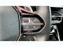 Peugeot 2008 1.2 PureTech GT Pack | Apple Carplay / Android Auto | Focal geluid | Navigatie | Stoelverwarming | Adaptieve Cruise | Alcantara bekleding | Achterbank in delen neerklapbaar | Achteruitrijcamera | Afwijkende dakkleur