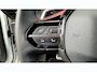 Peugeot 2008 1.2 PureTech GT Pack | Apple Carplay / Android Auto | Focal geluid | Navigatie | Stoelverwarming | Adaptieve Cruise | Alcantara bekleding | Achterbank in delen neerklapbaar | Achteruitrijcamera | Afwijkende dakkleur
