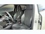 Peugeot 2008 1.2 PureTech GT Pack | Apple Carplay / Android Auto | Focal geluid | Navigatie | Stoelverwarming | Adaptieve Cruise | Alcantara bekleding | Achterbank in delen neerklapbaar | Achteruitrijcamera | Afwijkende dakkleur