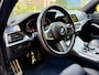 BMW 3-Serie 258 pk / Automaat / Alcantara / leder / Stoelverwarming / LED / Live Cockpit Pro / BearLock / M Performance