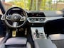 BMW 3-Serie 258 pk / Automaat / Alcantara / leder / Stoelverwarming / LED / Live Cockpit Pro / BearLock / M Performance