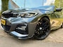 BMW 3-Serie 258 pk / Automaat / Alcantara / leder / Stoelverwarming / LED / Live Cockpit Pro / BearLock / M Performance