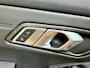 BMW 3-Serie 258 pk / Automaat / Alcantara / leder / Stoelverwarming / LED / Live Cockpit Pro / BearLock / M Performance