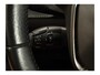Peugeot 208 1.2 PureTech Allure | Climate Control | Cruise Control | Apple Carplay / Android Auto | Getint Glas | Achterbank in delen neerklapbaar | Airco (automatisch) | Apple Carplay/Android Auto|telefoonintegratie premium