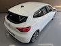 Renault Clio 1.3 TCe 130pk Edition One | Groot navi | Stoel&Stuurverwarming | Dodehoek | Bose | Carplay | Camera 100% onderhouden!