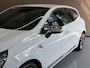 Renault Clio 1.3 TCe 130pk Edition One | Groot navi | Stoel&Stuurverwarming | Dodehoek | Bose | Carplay | Camera 100% onderhouden!