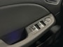 Renault Clio 1.3 TCe 130pk Edition One | Groot navi | Stoel&Stuurverwarming | Dodehoek | Bose | Carplay | Camera 100% onderhouden!