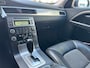 Volvo V70 2.5T Summum | Trekhaak | Stoelverwarming | Parkkeersensoren | Bluetooth | Cruise