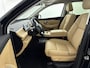 Leapmotor C10 Design REEV Plug-in Hybrid 215pk 28.4 kWh Automaat | DEMO | Navigatie | Panoramadak | Rondomzichtcamera | Stoel- en stuurverwarming | Lederen elektrisch verstelbare en geventileerde stoelen | Elektrische achterklep | Adaptieve Cruise Control | Climate Control | Parkeersensoren | Led koplampen | Donker getint glas | 20" lichtmetalen velgen |