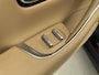 Leapmotor C10 Design REEV Plug-in Hybrid 215pk 28.4 kWh Automaat | DEMO | Navigatie | Panoramadak | Rondomzichtcamera | Stoel- en stuurverwarming | Lederen elektrisch verstelbare en geventileerde stoelen | Elektrische achterklep | Adaptieve Cruise Control | Climate Control | Parkeersensoren | Led koplampen | Donker getint glas | 20" lichtmetalen velgen |