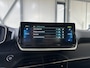 Peugeot e-208 EV Allure Pack 50 kWh | Stoelverwarming | Navi | Camera | Parelmoerwit