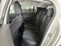 Peugeot e-208 EV Allure Pack 50 kWh | Stoelverwarming | Navi | Camera | Parelmoerwit
