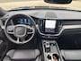 Volvo XC60 2.0 T6 Plug-in hybrid AWD Plus Black Edition Long Range / Google Maps Navi / Camera / Allseason Banden / Schuifkanteldak /
