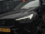 Volvo XC60 2.0 T6 Plug-in hybrid AWD Plus Black Edition Long Range / Google Maps Navi / Camera / Allseason Banden / Schuifkanteldak /