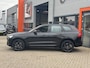 Volvo XC60 2.0 T6 Plug-in hybrid AWD Plus Black Edition Long Range / Google Maps Navi / Camera / Allseason Banden / Schuifkanteldak /
