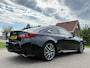 Lexus RC 300h F SPORT Line Automaat | Schuif-/Kanteldak | 19" Velgen | Leder | Camera | Stoelverkoeling + -verwarming | PDC | LED