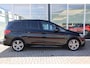 BMW 2-Serie Gran Tourer 220i Business Edition Plus| M-Pakket|Automaat|Schuif-kanteldak|Leder|Camera