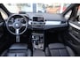 BMW 2-Serie Gran Tourer 220i Business Edition Plus| M-Pakket|Automaat|Schuif-kanteldak|Leder|Camera