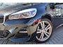 BMW 2-Serie Gran Tourer 220i Business Edition Plus| M-Pakket|Automaat|Schuif-kanteldak|Leder|Camera