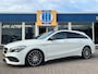 Mercedes-Benz CLA Shooting Brake 200 AMG Pakket | PanoramaDak | Carplay | Trekhaak afneembaar | Apk 10-2027 |