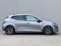 Renault Clio 1.0 TCe 90 GPF esprit Alpine / Pack Winter / Camera 360° / Fabrieksgarantie tot 25-06-2027 / Stuur- & Stoelverwarming / Adaptief cruise control / Keyless Entry/Start / Climate control / Draadloze telefoon lader / Apple Carplay/Android Auto /
