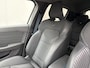 Renault Clio 1.0 TCe 90 GPF esprit Alpine / Pack Winter / Camera 360° / Fabrieksgarantie tot 25-06-2027 / Stuur- & Stoelverwarming / Adaptief cruise control / Keyless Entry/Start / Climate control / Draadloze telefoon lader / Apple Carplay/Android Auto /