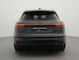 Audi Q6 e-tron edition 83 kWh 252 PK | Leder | Panoramadak | Verlengde fabrieksgarantie |Elektrische Trekhaak | Elektrisch Verstelbare Stoelen | Stoel & Stuurverwarming | 360 Camera | Side Assist |