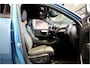 Volvo XC40 1.5 T5 Plug-in Hybrid 193kW/262pk DCT7 Plus Dark HARMAN/KARDON + EL.TREKHAAK + ADAPT.CRUISE + PILOT ASSIST + STOEL-&STUURVERWARMING + BLIS + LANE ASSIST + ACHTERUITRIJCAMERA + KEYLESS ENTRY&GO + POWER SEATS + PARKSENSOREN V&A + 19” LM-VELGEN!!