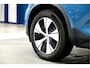 Volvo XC40 1.5 T5 Plug-in Hybrid 193kW/262pk DCT7 Plus Dark HARMAN/KARDON + EL.TREKHAAK + ADAPT.CRUISE + PILOT ASSIST + STOEL-&STUURVERWARMING + BLIS + LANE ASSIST + ACHTERUITRIJCAMERA + KEYLESS ENTRY&GO + POWER SEATS + PARKSENSOREN V&A + 19” LM-VELGEN!!