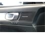 Volvo XC40 1.5 T5 Plug-in Hybrid 193kW/262pk DCT7 Plus Dark HARMAN/KARDON + EL.TREKHAAK + ADAPT.CRUISE + PILOT ASSIST + STOEL-&STUURVERWARMING + BLIS + LANE ASSIST + ACHTERUITRIJCAMERA + KEYLESS ENTRY&GO + POWER SEATS + PARKSENSOREN V&A + 19” LM-VELGEN!!