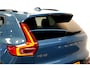 Volvo XC40 1.5 T5 Plug-in Hybrid 193kW/262pk DCT7 Plus Dark HARMAN/KARDON + EL.TREKHAAK + ADAPT.CRUISE + PILOT ASSIST + STOEL-&STUURVERWARMING + BLIS + LANE ASSIST + ACHTERUITRIJCAMERA + KEYLESS ENTRY&GO + POWER SEATS + PARKSENSOREN V&A + 19” LM-VELGEN!!