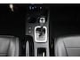 Toyota Hilux 2.4 D-4D Xtra Cab Professional | Stoelverwarming | Trekhaak | Parkeercamera | Roll-bar |