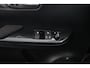 Toyota Hilux 2.4 D-4D Xtra Cab Professional | Stoelverwarming | Trekhaak | Parkeercamera | Roll-bar |