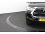 Toyota Hilux 2.4 D-4D Xtra Cab Professional | Stoelverwarming | Trekhaak | Parkeercamera | Roll-bar |