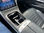 Mercedes-Benz C-klasse 300 e AMG Line 313 PK | Navigatie | Climate Control | Stoelverwarming | Cruise Control | Achteruitrijcamera | Panoramadak | Elektrisch verstelbare stoelen |