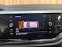 Volkswagen Polo 1.0 TSI Highline Apple CarPlay/Android Auto | Cruise control adaptief | Climate control | DAB ontvangst | Navigatiesysteem | Parkeersensoren voor en achter| Trekhaak