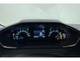 Peugeot e-208 EV Business 50 kWh Demo | Navigatie | Camera | key less start