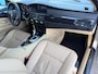 BMW 5-Serie Touring 520i Business Line Edition I Automaat [ leer,navi,ecc,lmv ]