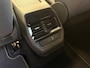 Volkswagen ID.4 Pro 77 kWh Apple CarPlay/Android Auto | Climate control | Cruise control adaptief | DAB ontvangst | LED verlichting | Navigatiesysteem | Sfeerverlichting | Trekhaak uitklapbaar