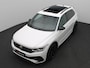 Volkswagen Tiguan 1.4 TSI eHybrid R-Line Business 245PK DSG Panoramadak, Trekhaak, Leder, Memorystoel, 360gr. Camera, Black Style, 20" LM Velgen, Matrix-LED Verlichting, Stoel-stuurverwarming, DCC