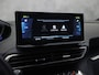 Peugeot 3008 1.6 HYbrid 225 Allure Sport 225Pk Automaat (APPLE CARPLAY, GROOT NAVI, 360 CAMERA, SPORTSTOELEN, LEDER, KEYLESS, GETINT GLAS, LANE ASSIST, NIEUWSTAAT)