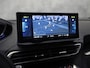 Peugeot 3008 1.6 HYbrid 225 Allure Sport 225Pk Automaat (APPLE CARPLAY, GROOT NAVI, 360 CAMERA, SPORTSTOELEN, LEDER, KEYLESS, GETINT GLAS, LANE ASSIST, NIEUWSTAAT)