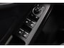 Ford Focus Wagon 1.0 EcoBoost Hybrid ST Line Business Trekhaak Navigatie Achteruitrijcamera Winter Pakket Climate Cruise Control