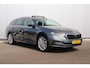 Skoda Octavia Combi 1.0 TSI Business Edition Plus Trekhaak Panoramadak Navigatie 18 inch LMV Carplay Android Climate Adaptive Cruise Stoelverwarming