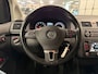 Volkswagen Touran 1.2 TSI Highline BlueMotion * Trekhaak / Navigatie / LM Velgen / NL Auto *