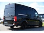 Volkswagen Crafter 35 2.0 TDI L3H3 RWD Black Edition Camera, Adaptieve Cruise, 3500kg Trekhaak, Automaat, LED, Geveerde stoel, 164pk, Massage stoel, Uniek!