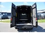Volkswagen Crafter 35 2.0 TDI L3H3 RWD Black Edition Camera, Adaptieve Cruise, 3500kg Trekhaak, Automaat, LED, Geveerde stoel, 164pk, Massage stoel, Uniek!
